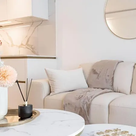 Magnifique 5 Stars - Parking - Terrasse - 3 Mins De La Croisette - Palais Royal By Halldis Appartement Cannes